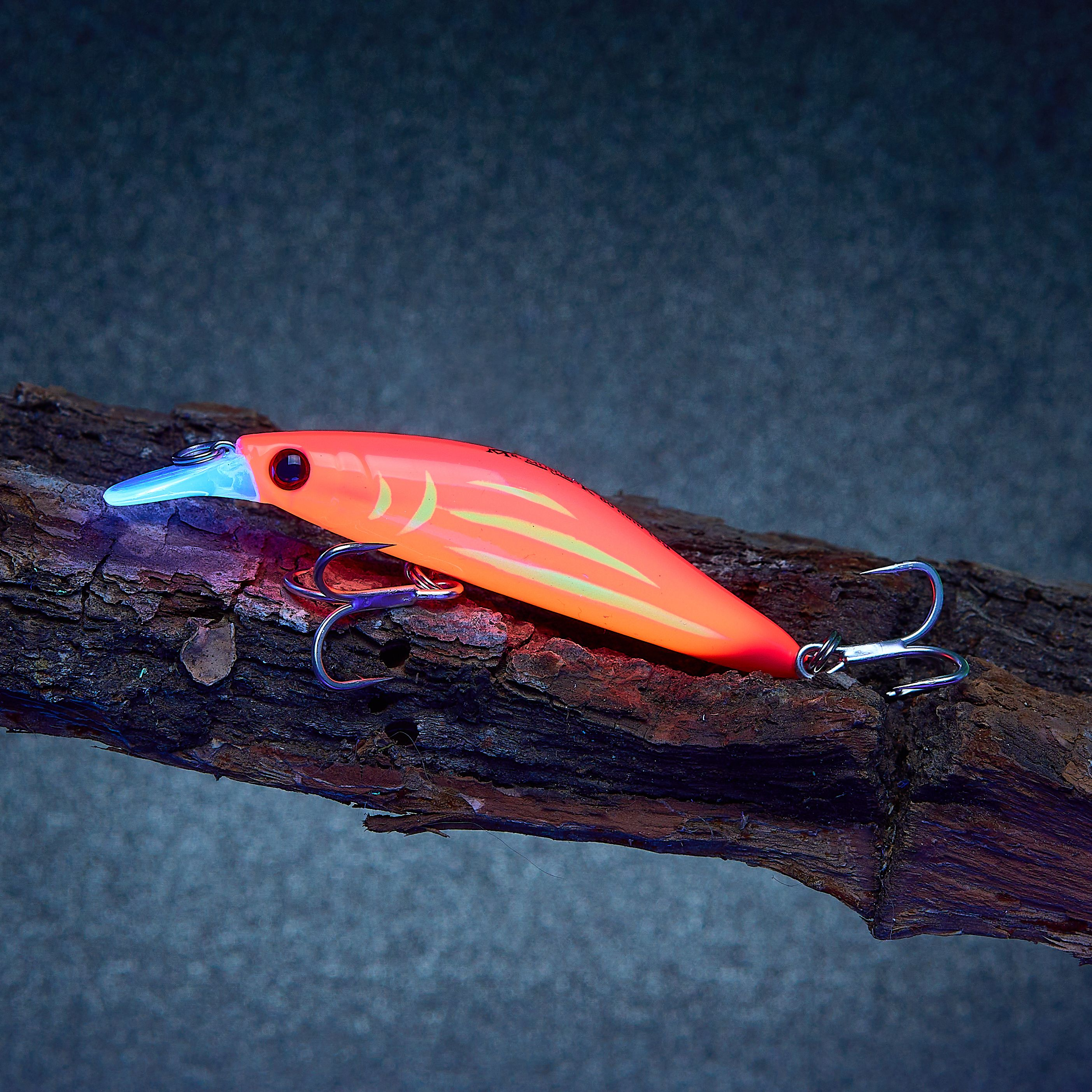 Воблер 80 мм 13 гр № 46 (тройник #4)