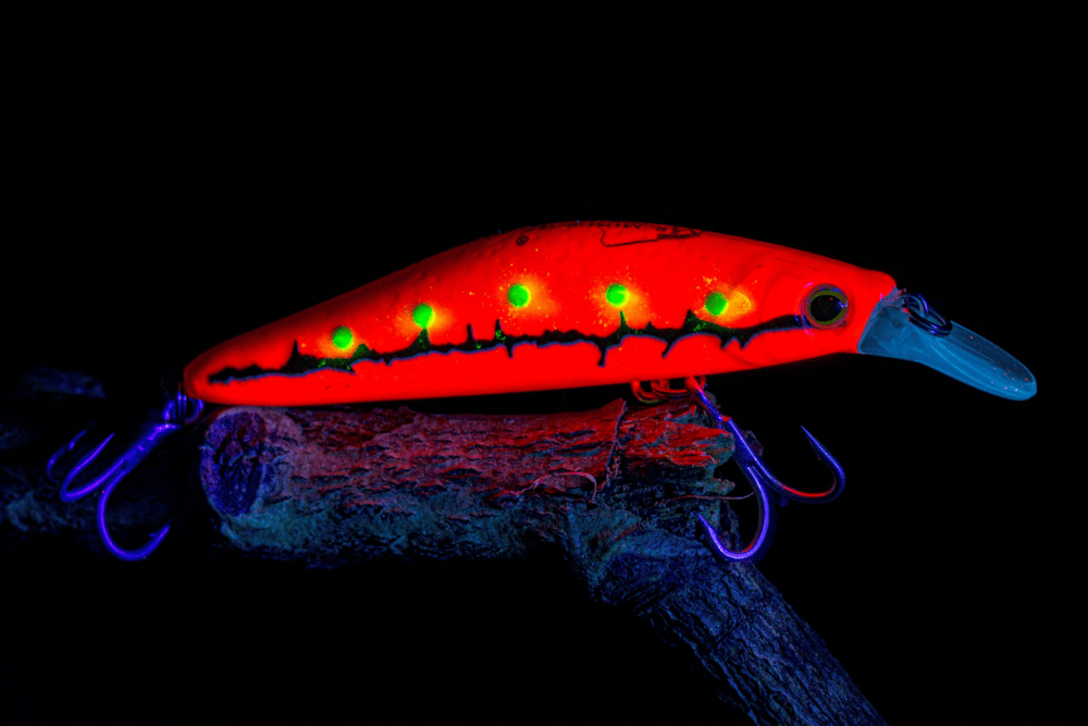 Воблер 80 мм 13 гр № 17 (тройник #6)
