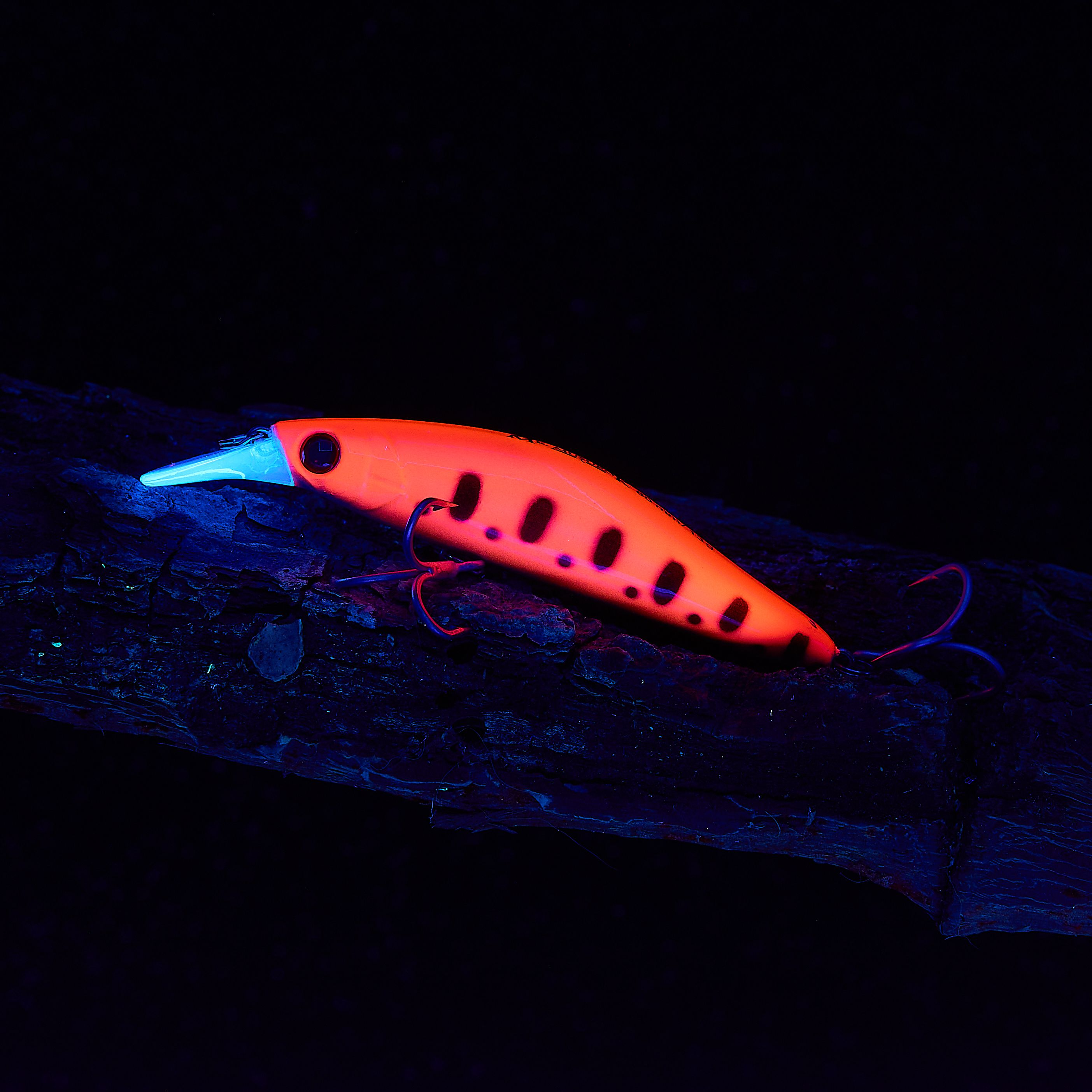 Воблер 80 мм 13 гр № 55 (тройник #6)