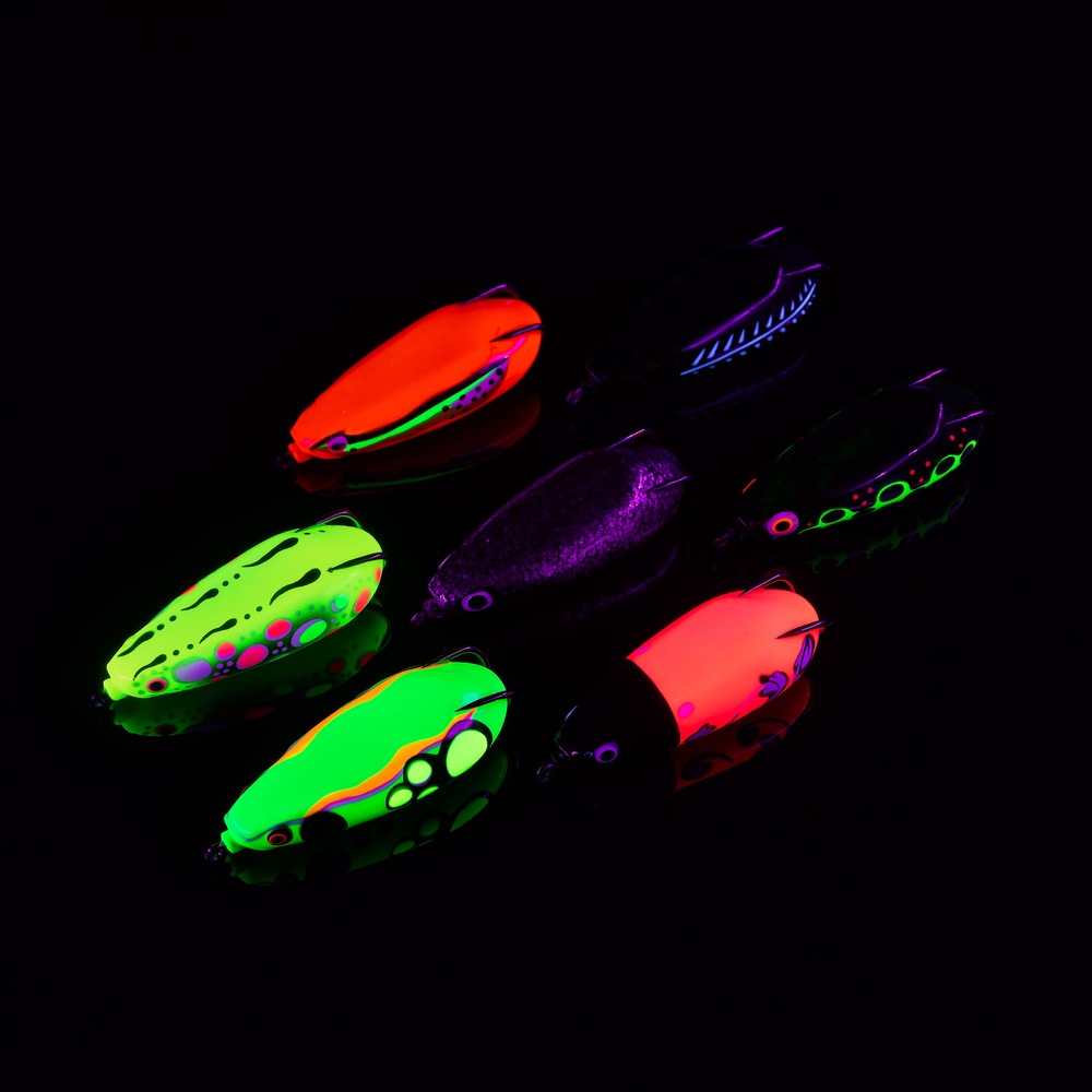 Набор из 7 лягушек 80 мм 20-28 гр