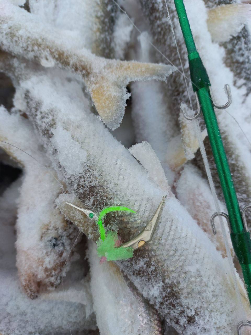 Блесна Огонь 1 см UV-вставка