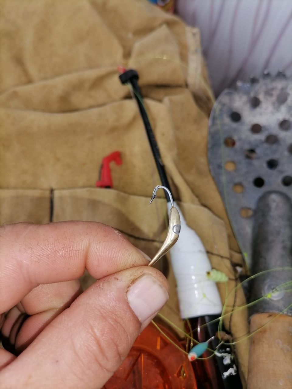 Набор утяжелённых блёсен с крючком из нержавейки с зазубриной на окуня/сига/навагу