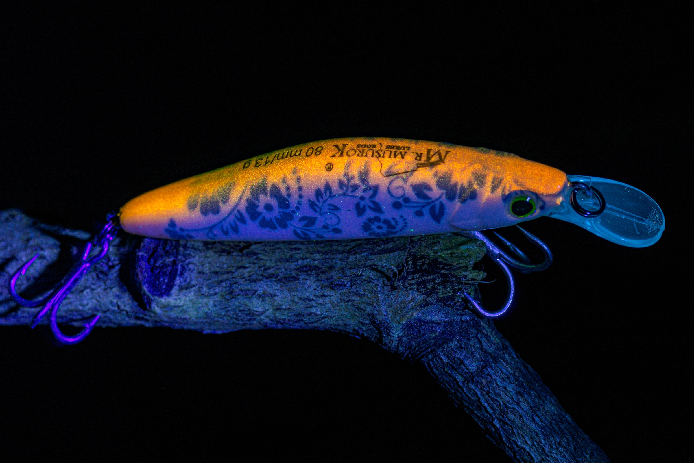 Воблер 80 мм 13 гр № 4 (тройник #6)