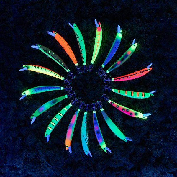 Набор из 17 кальмарных воблеров 17 гр.