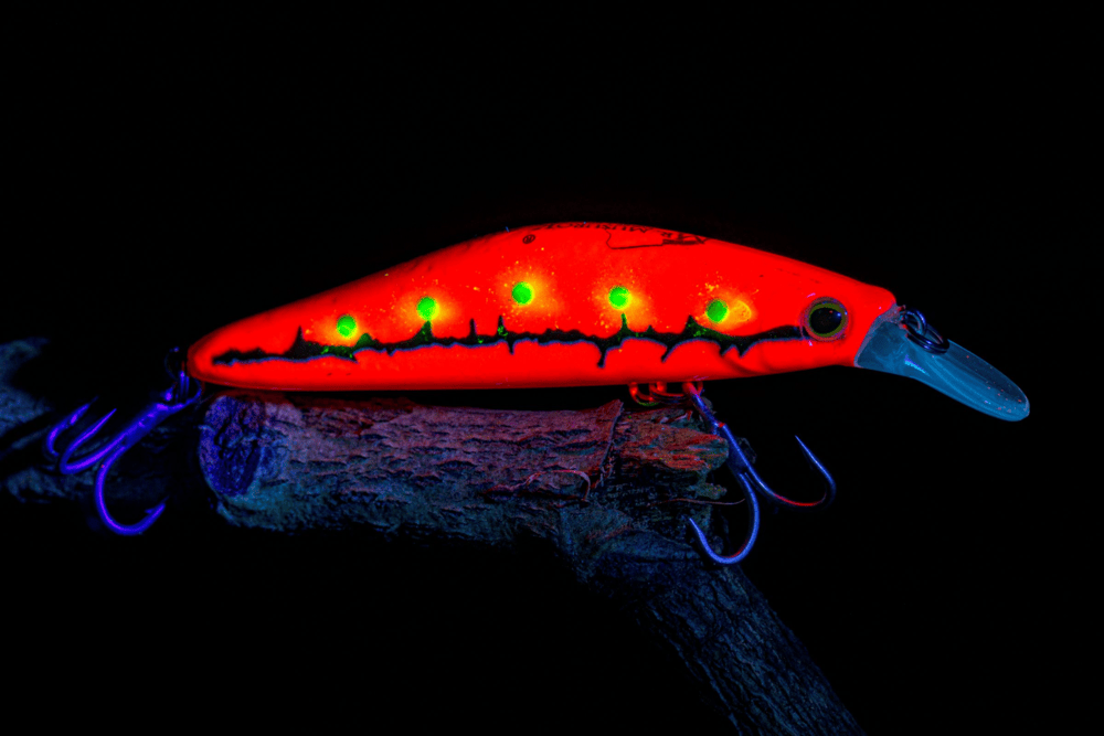  Воблер 80 мм 13 гр № 18 (тройник #6)