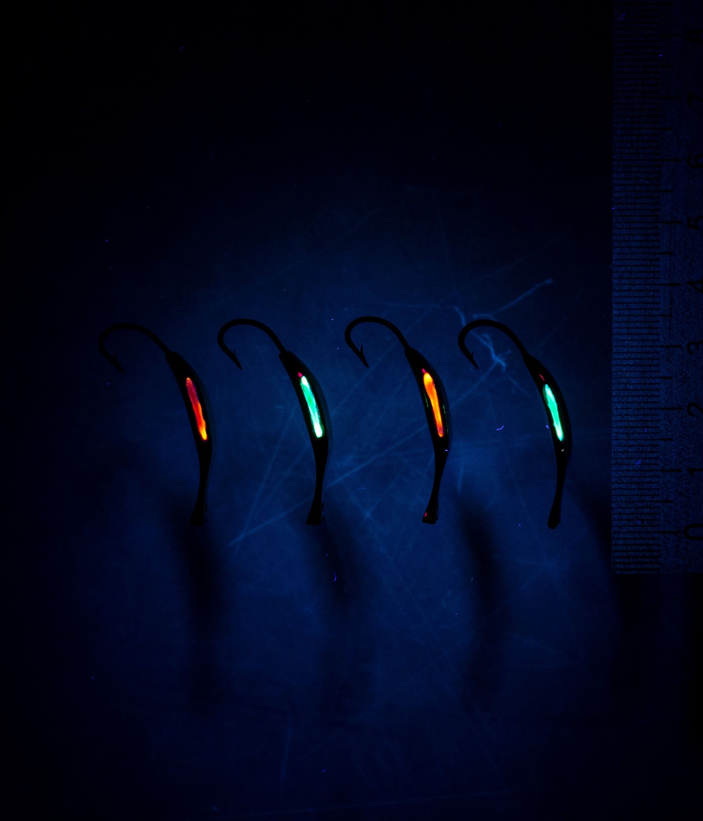 Рыбка UV мормышка