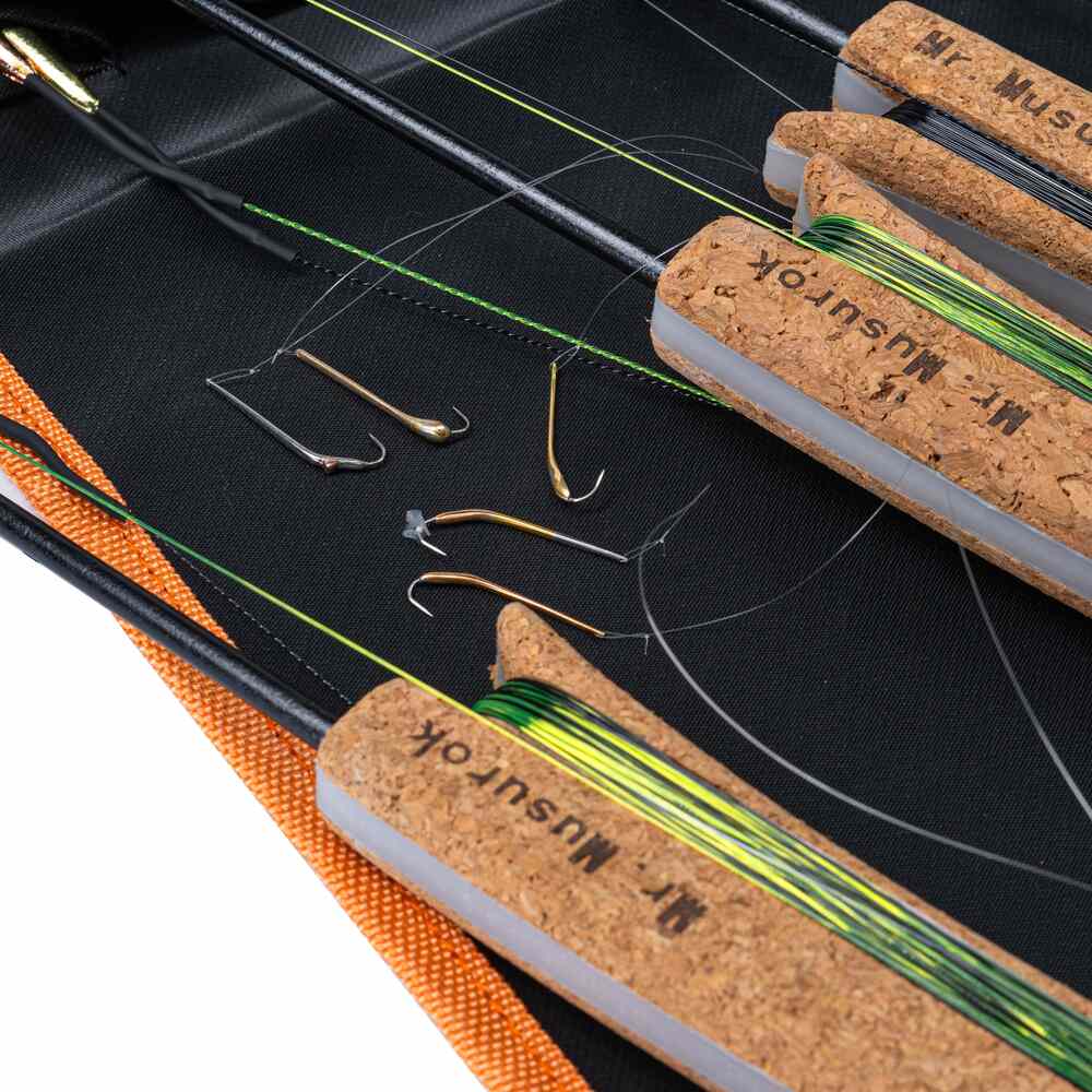 Набор из восьми оснащённых удочек (пробка)