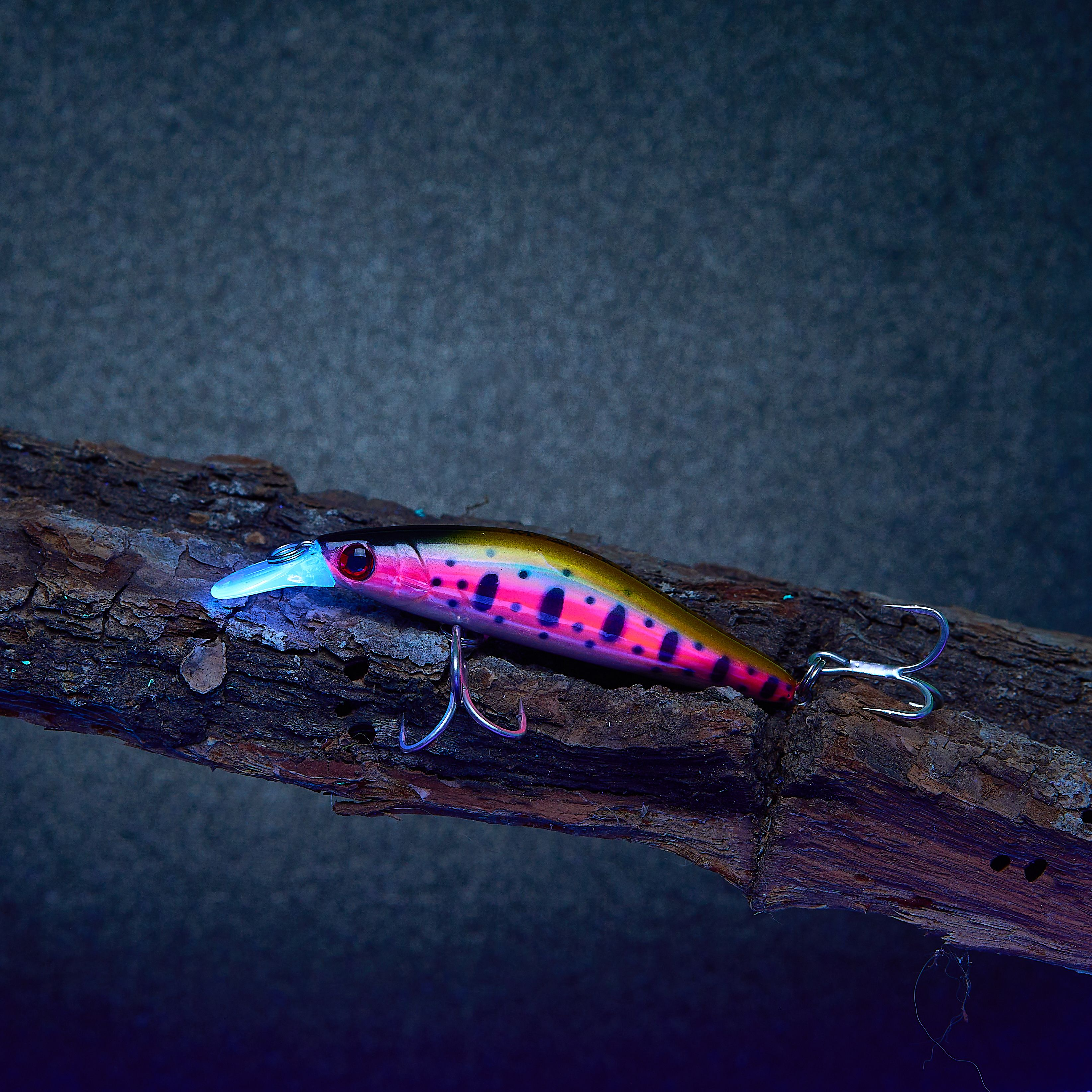 Воблер 80 мм 13 гр № 38 (тройник #6)