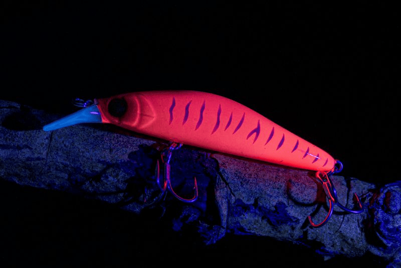 Воблер 80 мм 13 гр № 20 (тройник #6)