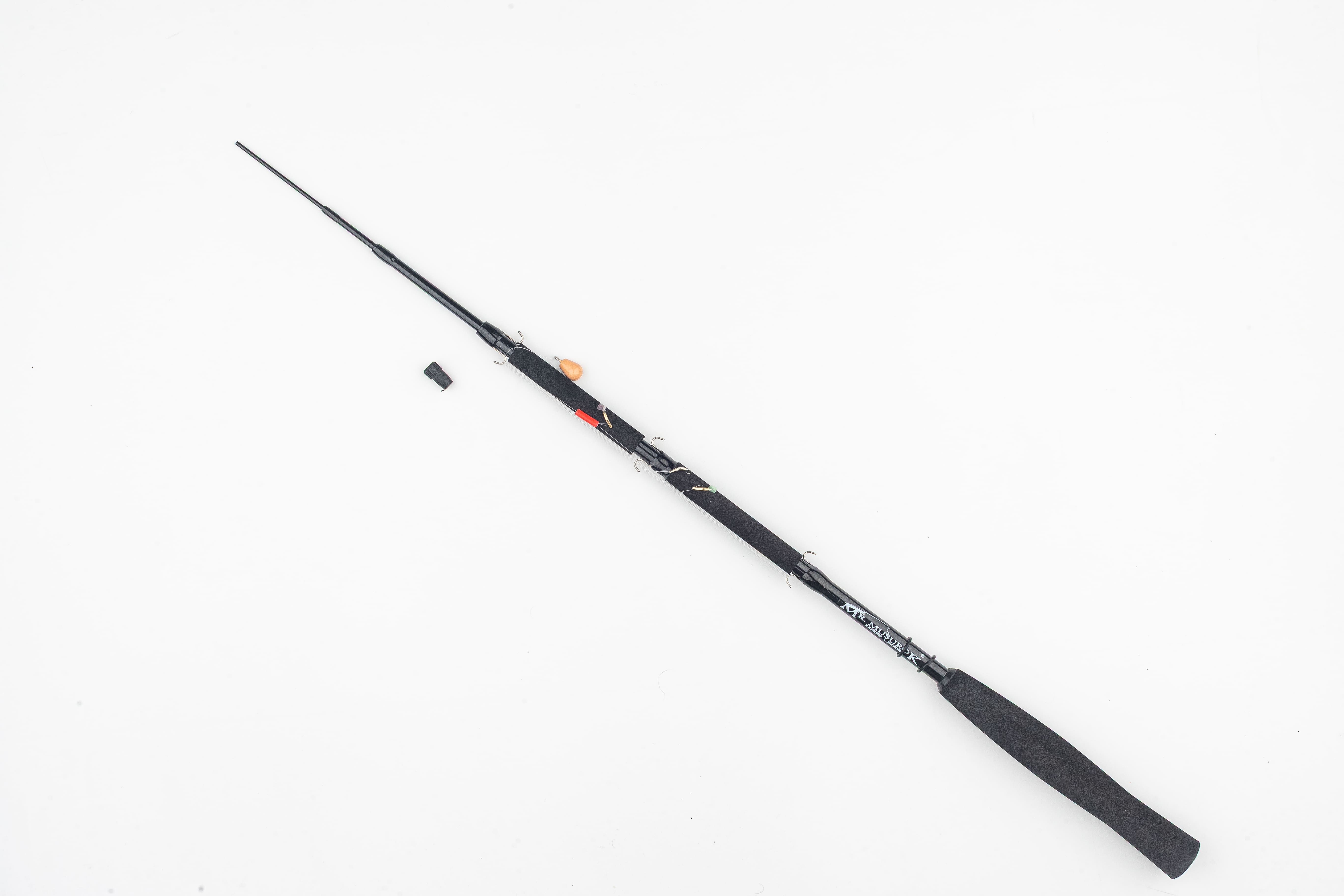 Махалка 150 мм, 2.5 мм с гирляндой из 3-х блёсен с зазубриной (на корюшку)