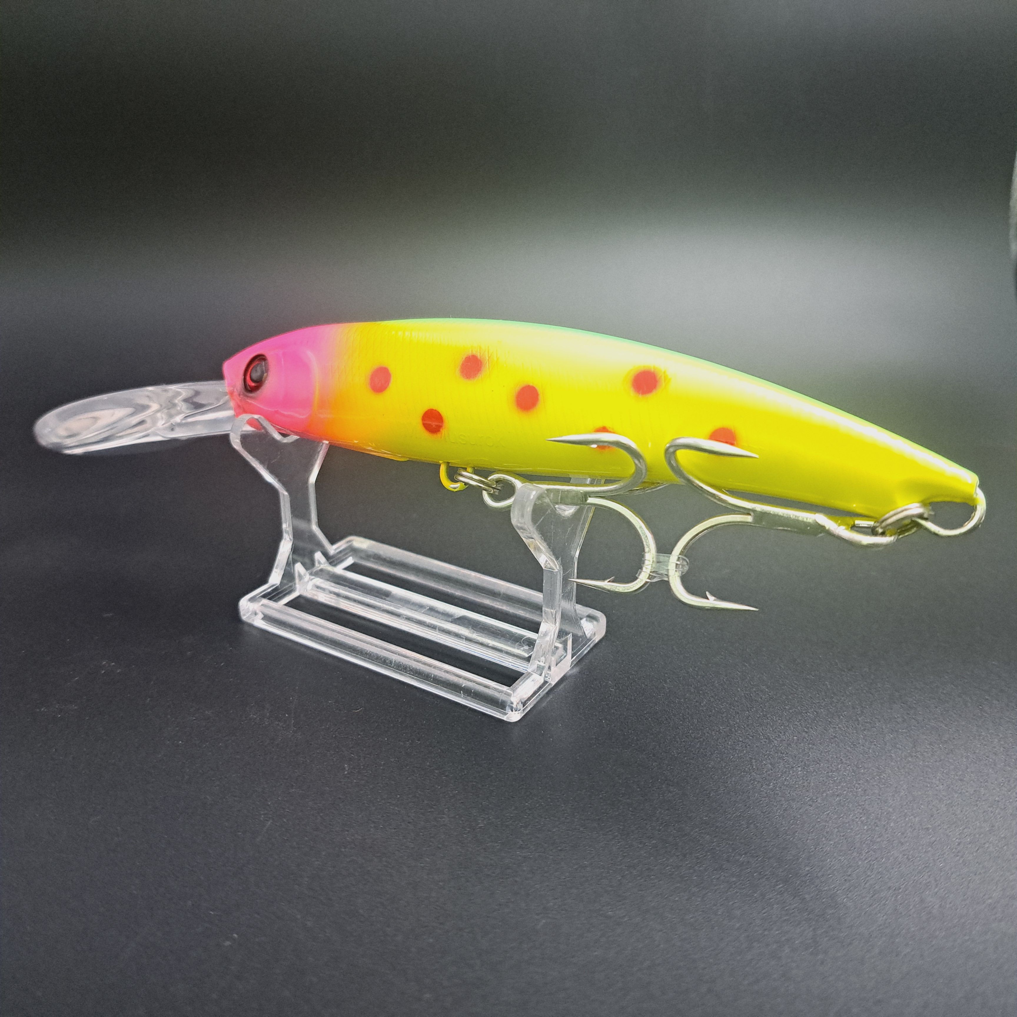 Троллинговый воблер на Лакедру № 300