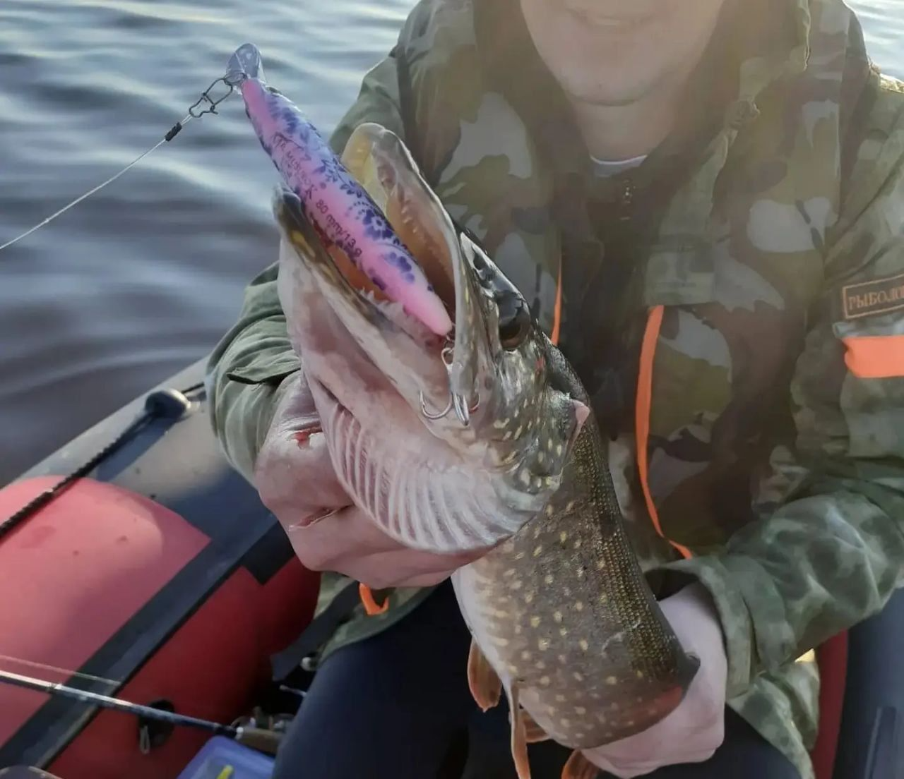 Воблер 80 мм 13 гр № 4 (тройник #6)