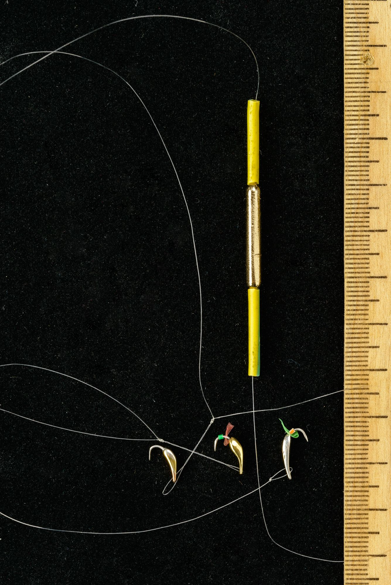 Махалка с гирляндой на корюшку (малоротку) + груз 2 гр