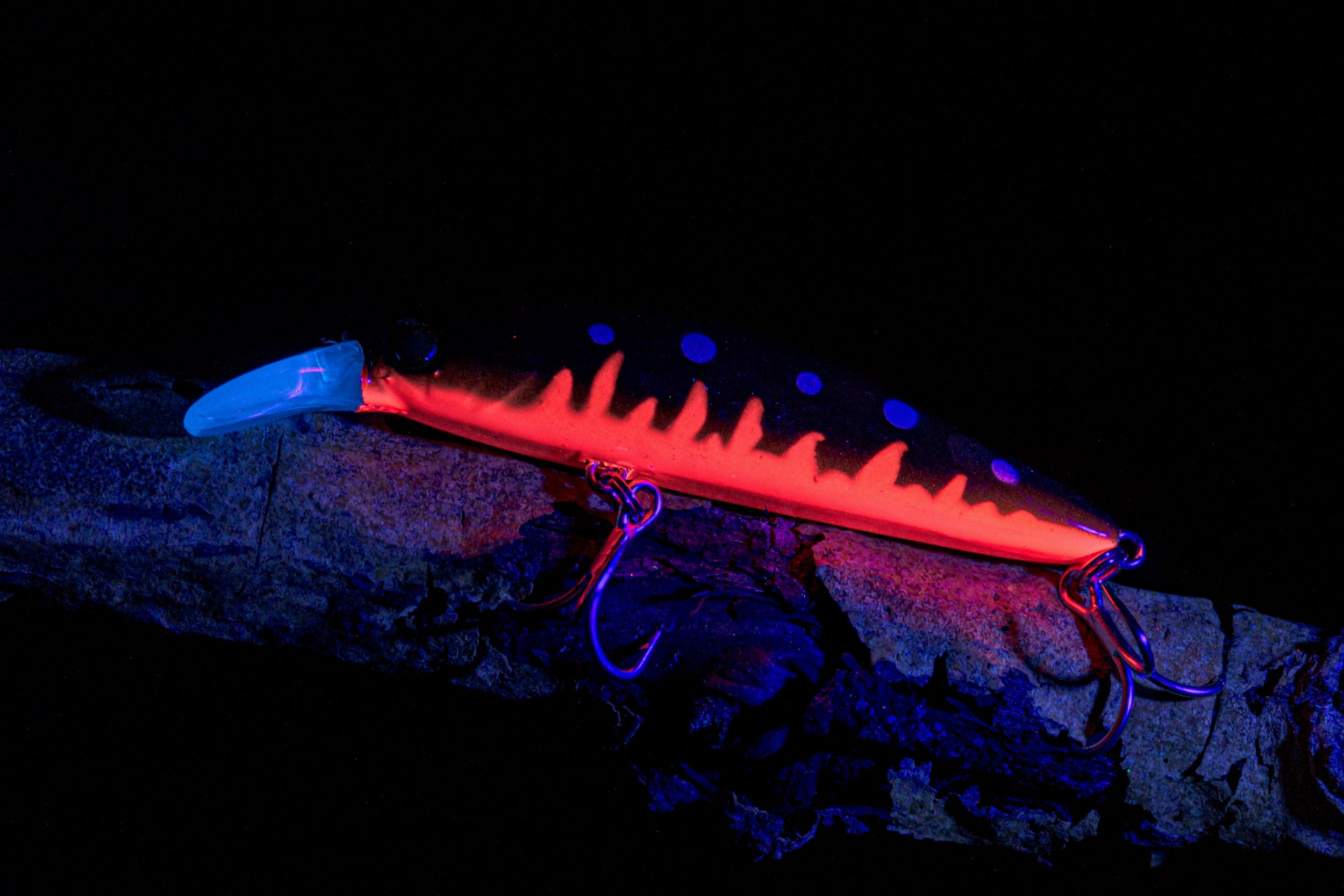 Воблер 80 мм № 22 (тройник #6)