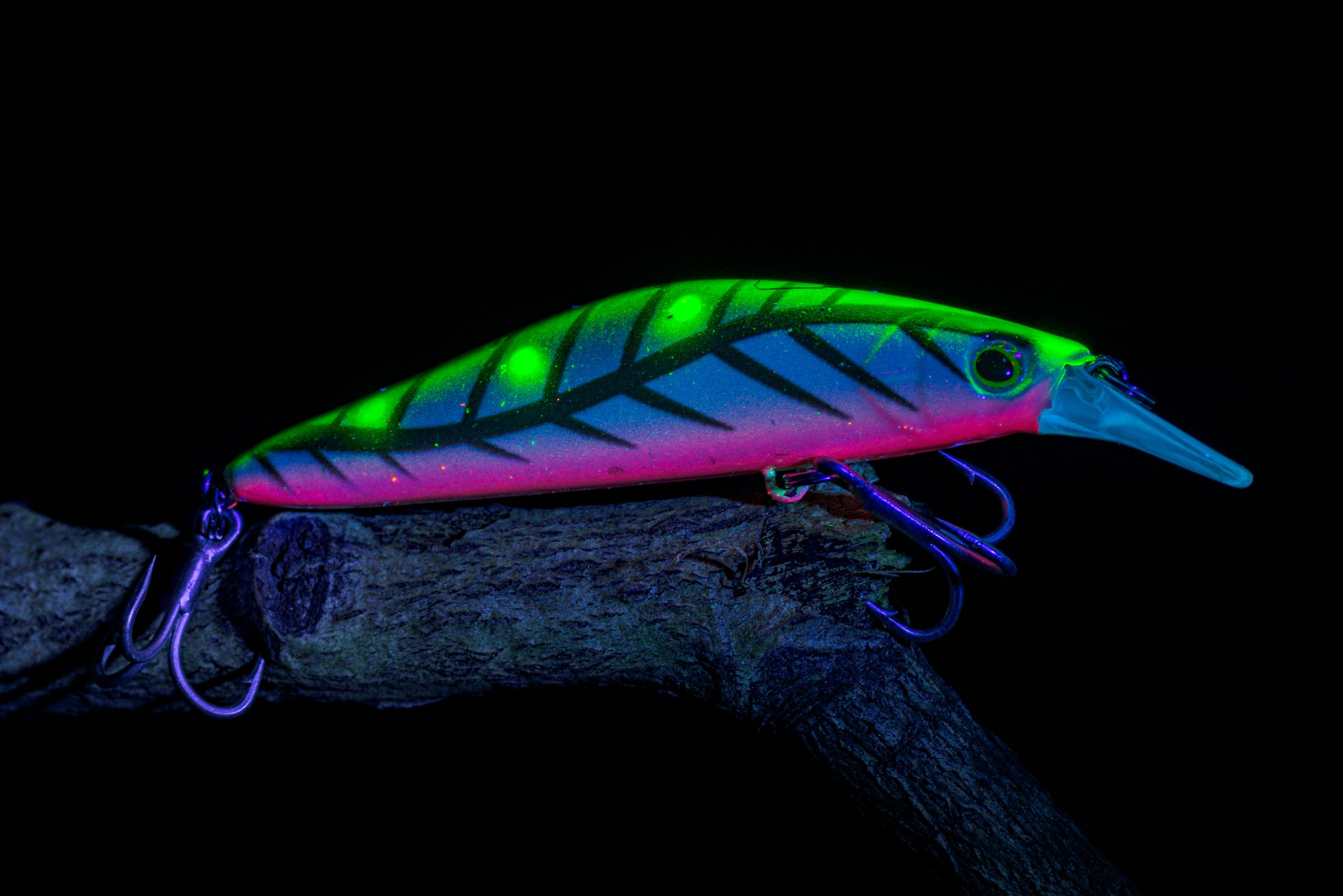 Воблер 80 мм 13 гр № 10 (тройник #6)